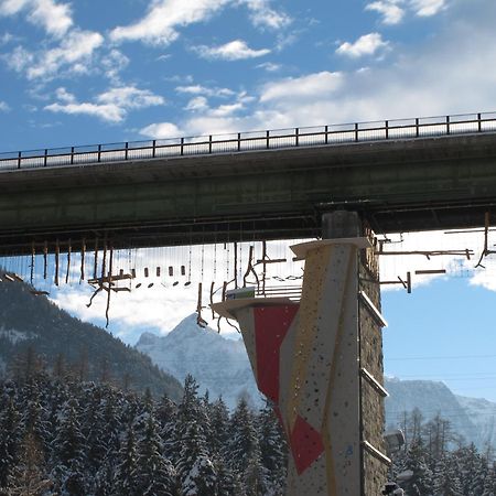 Area 47 Hotel Ötztal-Bahnhof Exterior foto