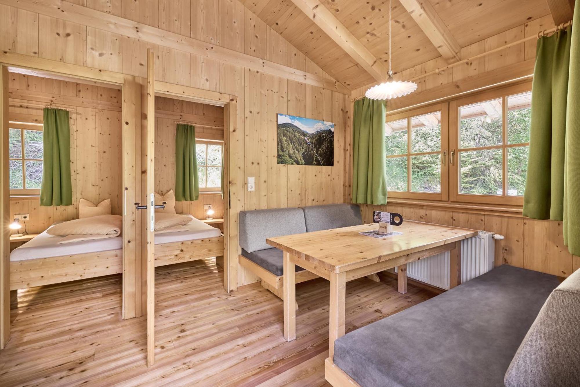 Area 47 Hotel Ötztal-Bahnhof Exterior foto