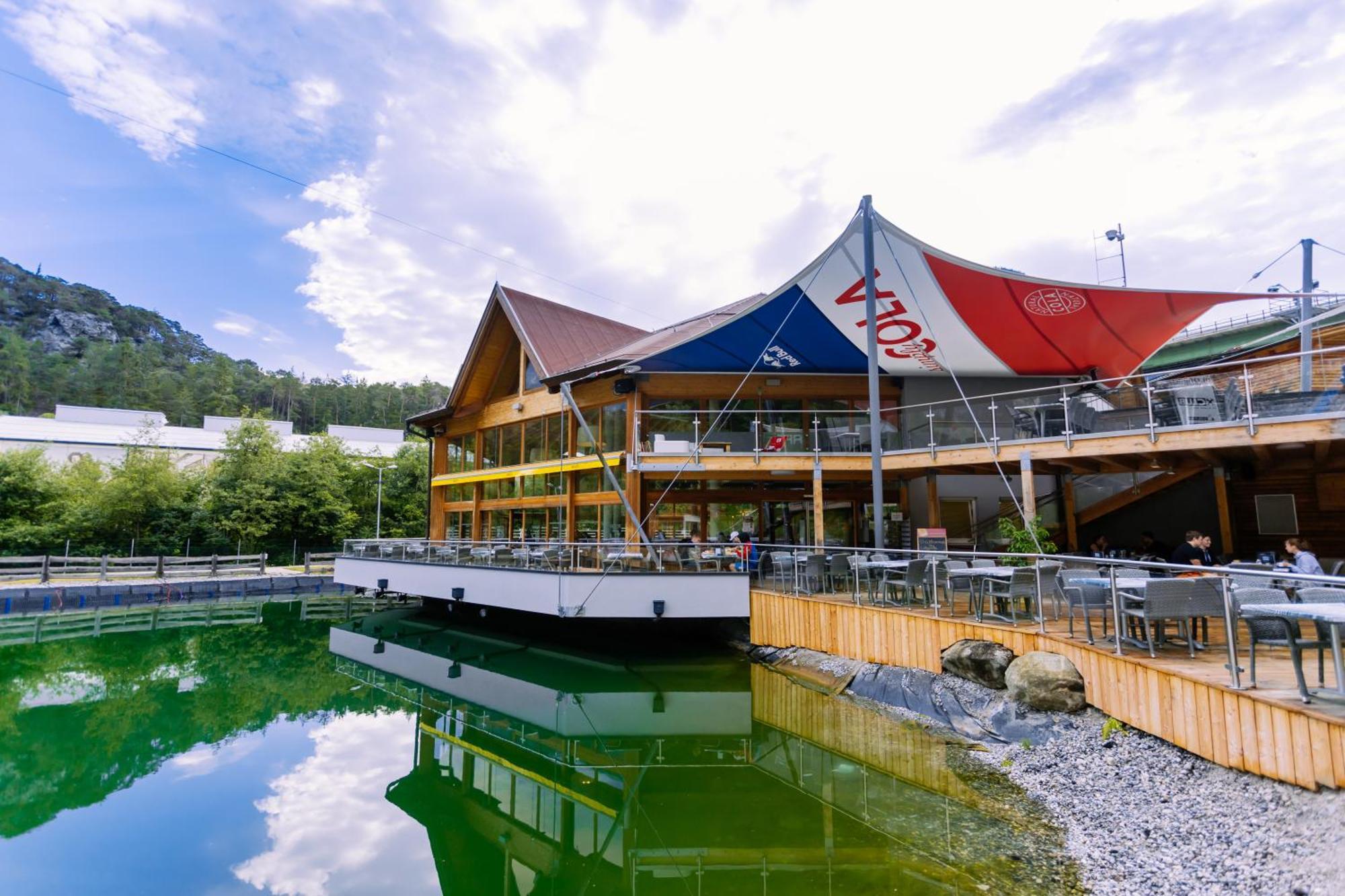 Area 47 Hotel Ötztal-Bahnhof Exterior foto