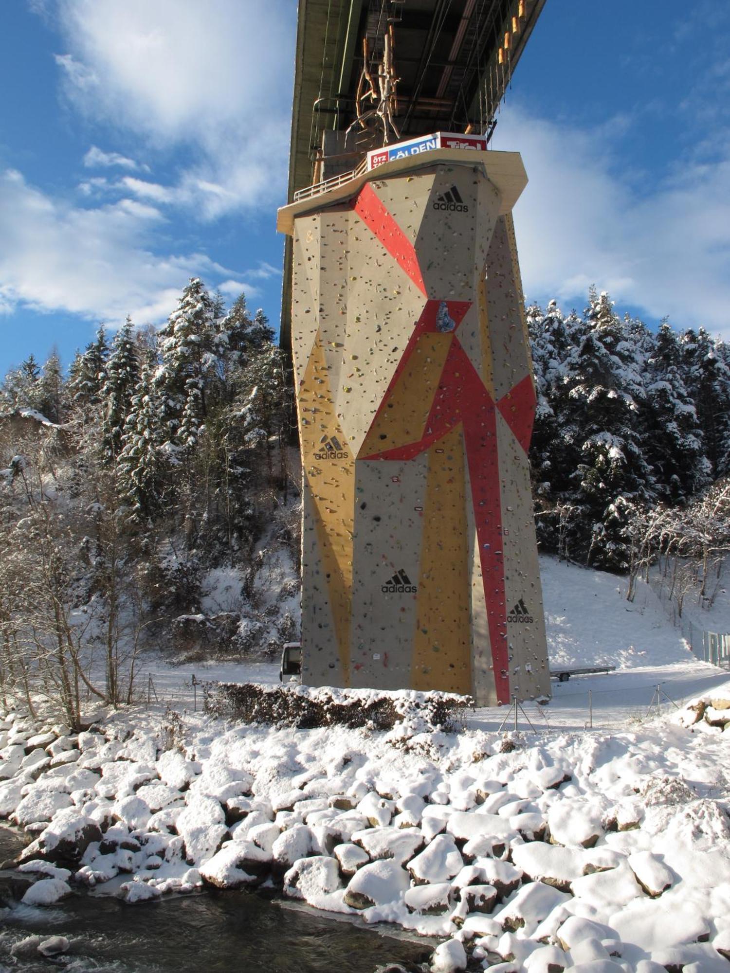 Area 47 Hotel Ötztal-Bahnhof Exterior foto